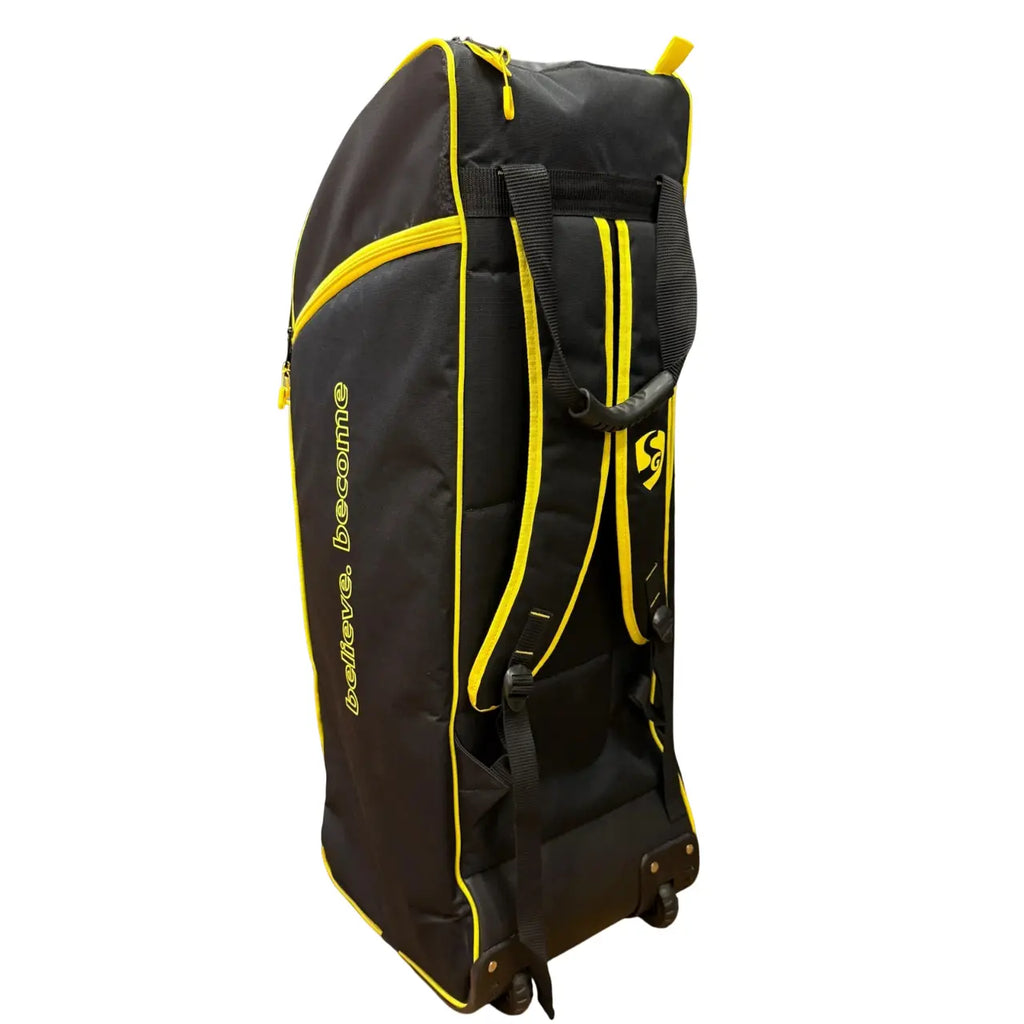 SG Kitbag V12 Wheelie Duffle Junior