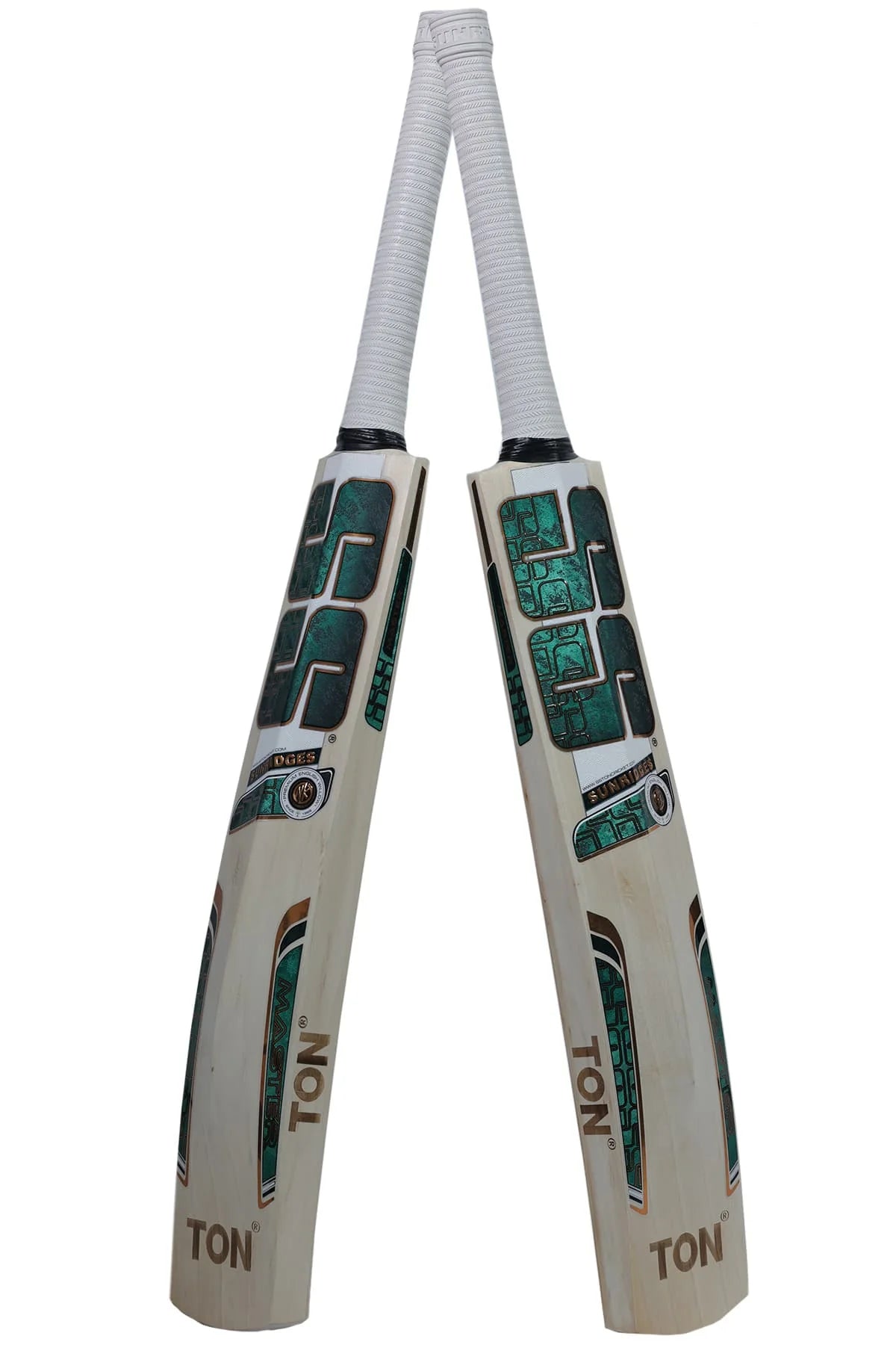 SS Master 1000 Cricket Bat (2026-2027) End of season deals