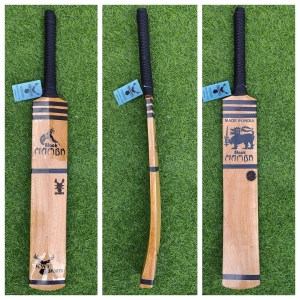 BANDOOK BLACK MAMBA CRICKET BAT - SH Adult size